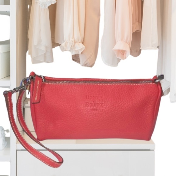 Dooney & Bourke Red Clutch Wristlet Leather - Picture 1 of 15